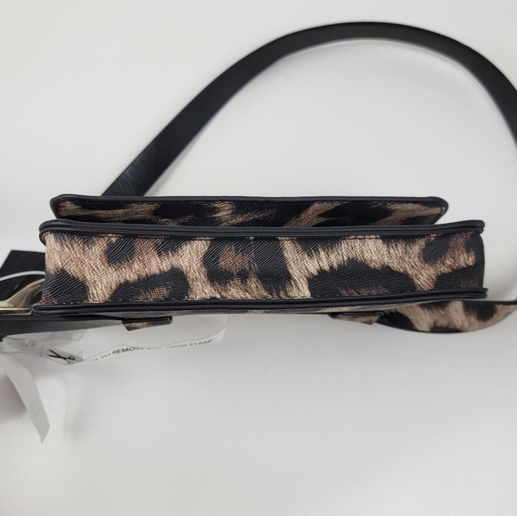 DKNY Leopard Belt Bag Wallet NEW - Picture 7 of 14